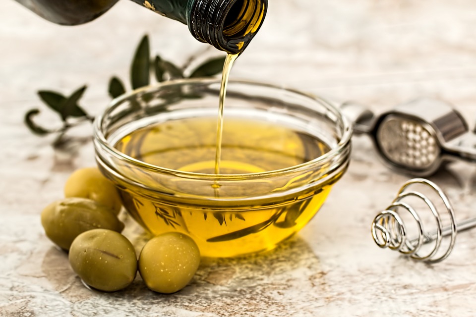 Use of Olive Oil in Packaging Analysis