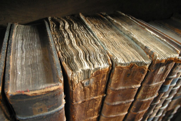You Don’t Look Your Age: Accelerated Aging of Paper